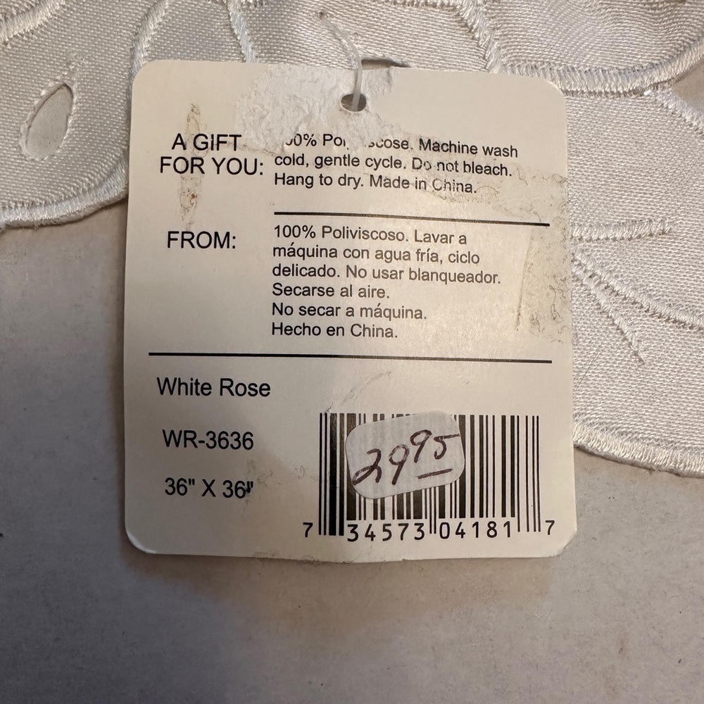 NWT Heritage Lace Table Topper Square Tablecloth 36”x36” White Roses Pattern - Picture 3 of 7